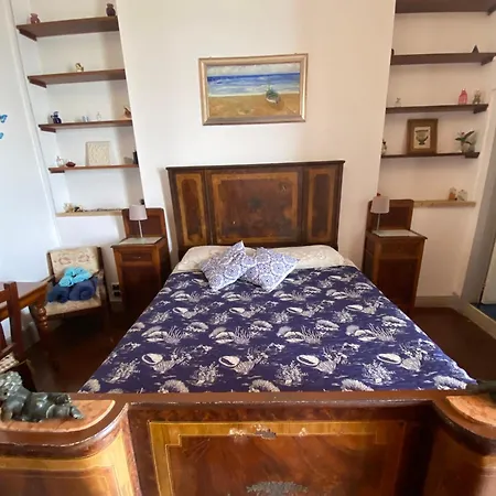 Teocle Beach Rooms-2