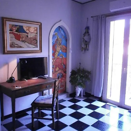Salvone'S House B&B-3